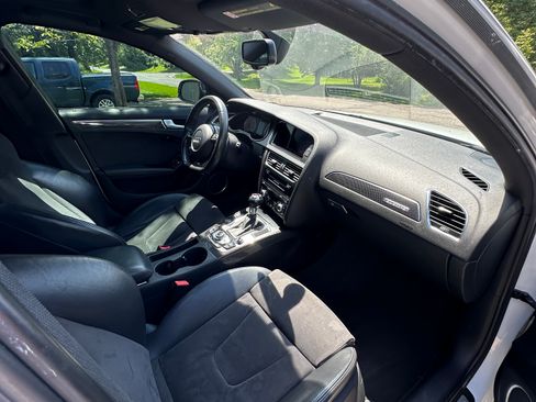 Used 2013 Audi S4 Prestige w/ Prestige Pkg image 10