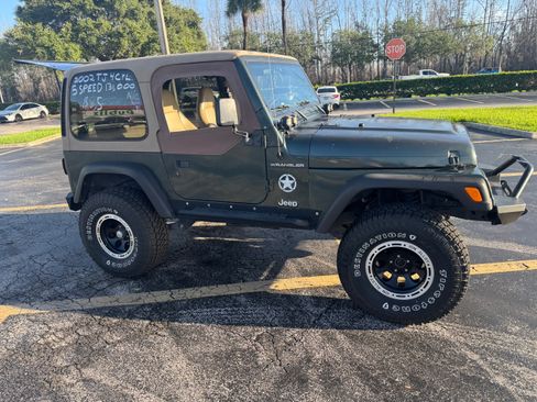 Used 2002 Jeep Wrangler SE image 13