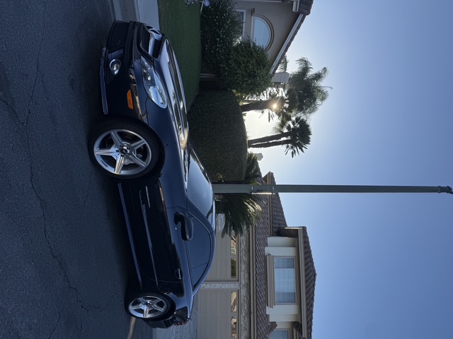 Used 2009 Mercedes-Benz SL 550 image 1