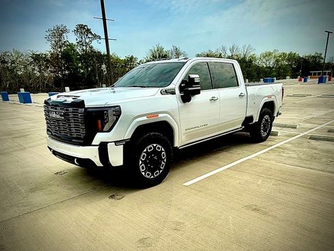 Used 2025 GMC Sierra 3500 Denali Ultimate image 22