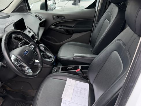 Used 2019 Ford Transit Connect XL image 16