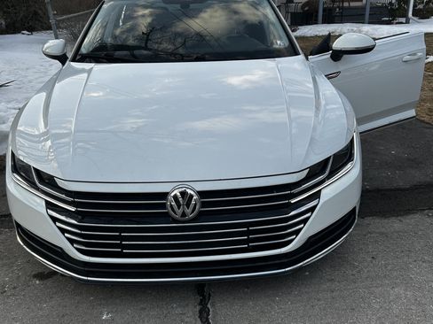 Used 2019 Volkswagen Arteon SE image 1
