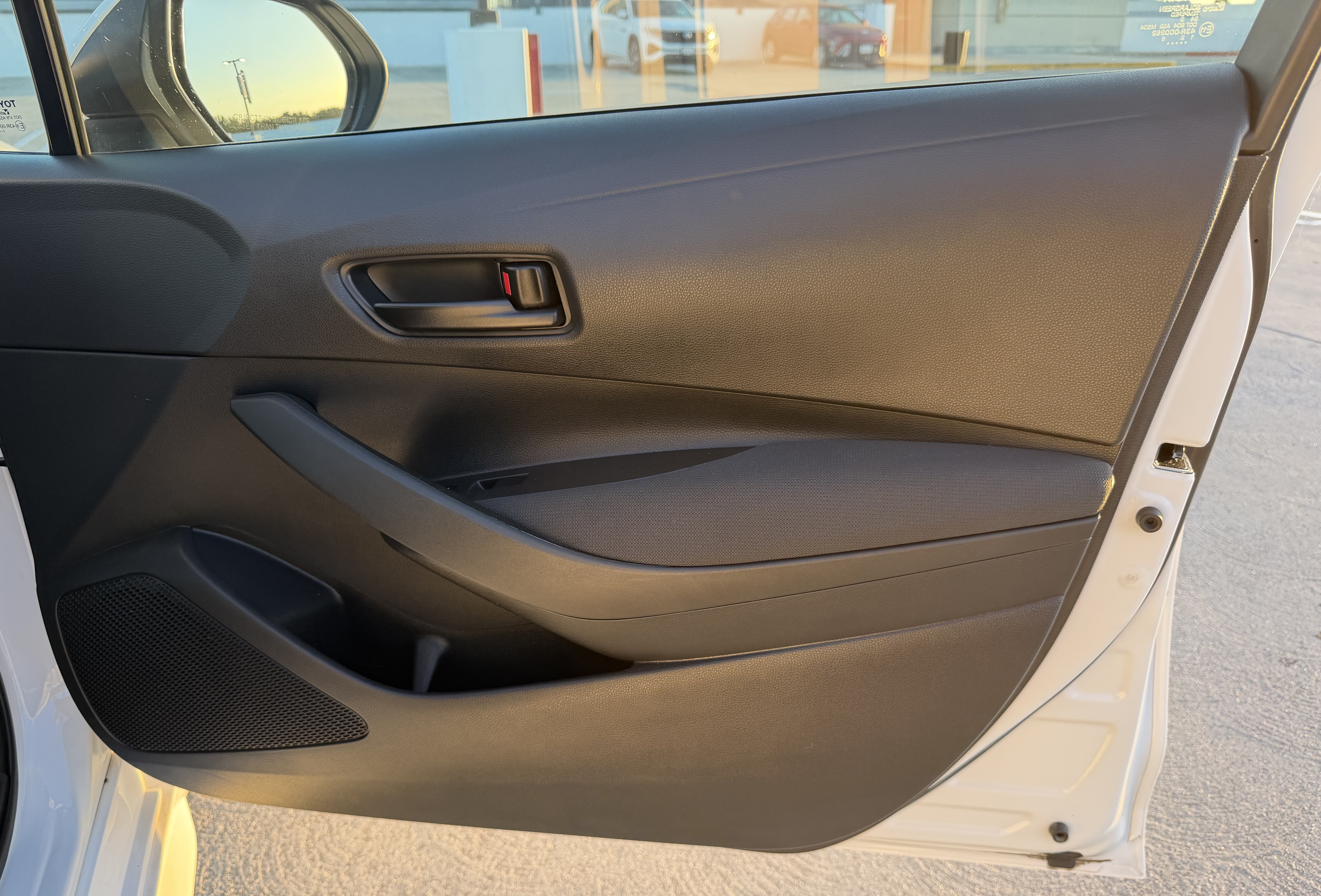 Used 2023 Toyota Corolla LE FWD image 14