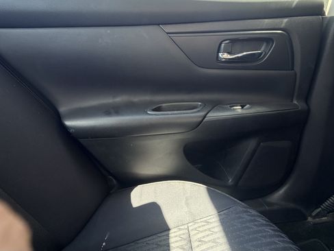 Used 2018 Nissan Altima 2.5 S w/ S Convenience Package image 28