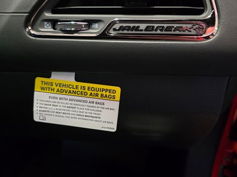 Used 2022 Dodge Challenger SRT Hellcat image 15