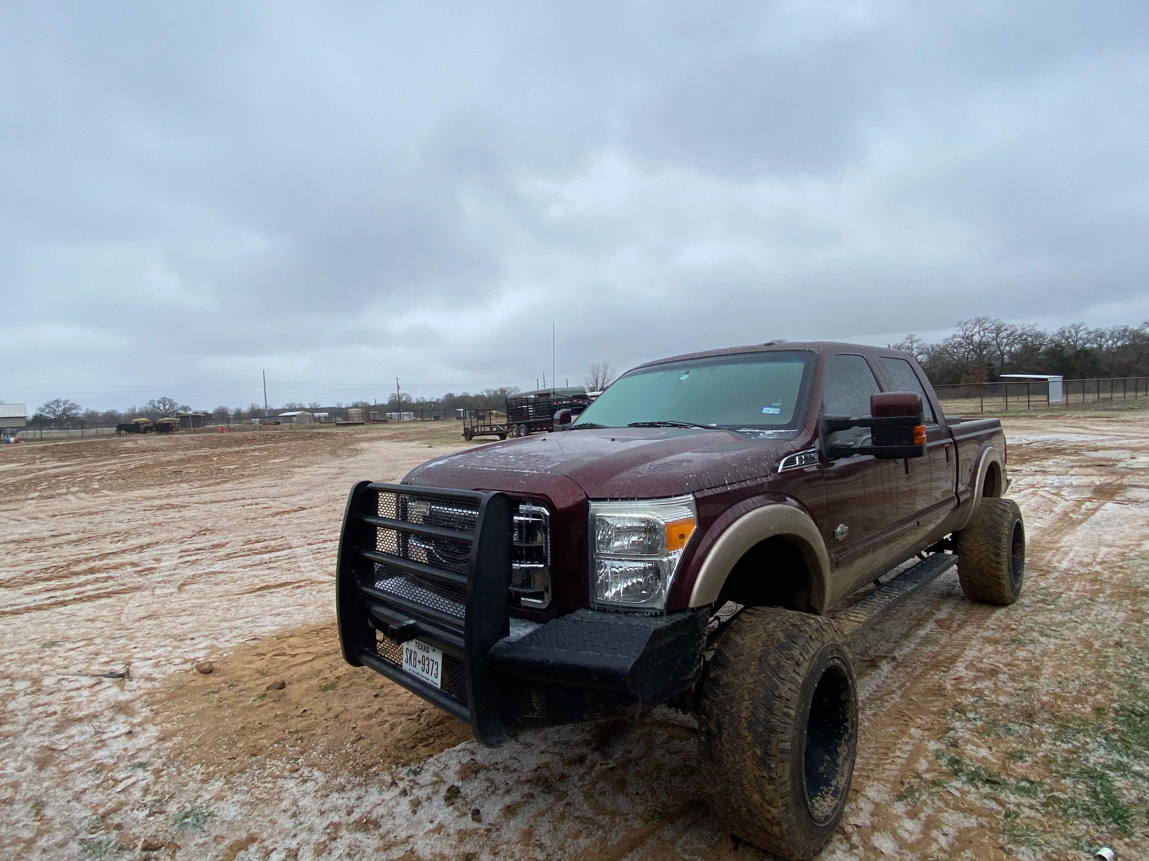 Used 2011 Ford F250 King Ranch w/ Camper Pkg AWD/4WD image 23