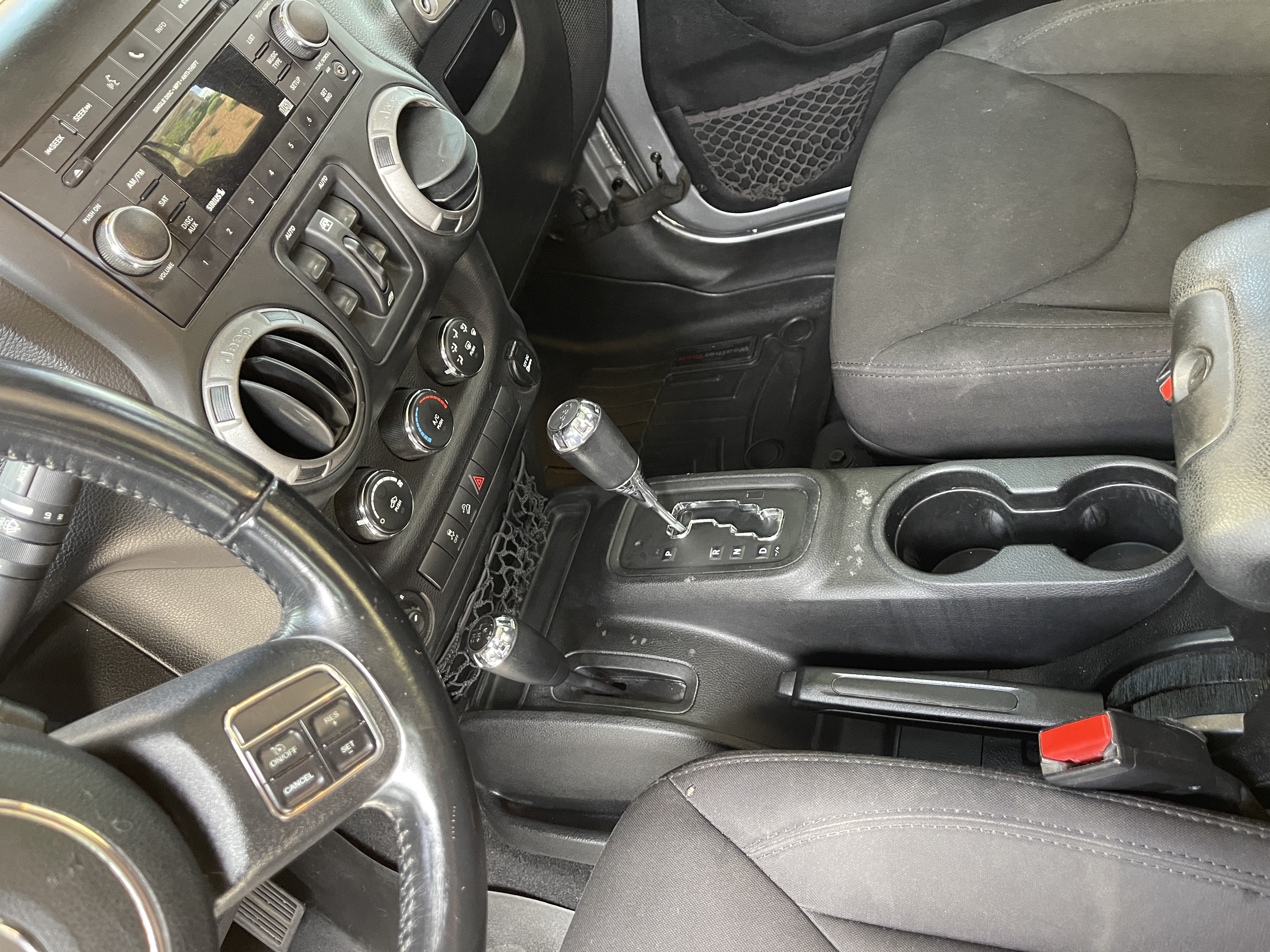 Used 2014 Jeep Wrangler Unlimited Sport w/ Quick Order Package 24S AWD/4WD image 18