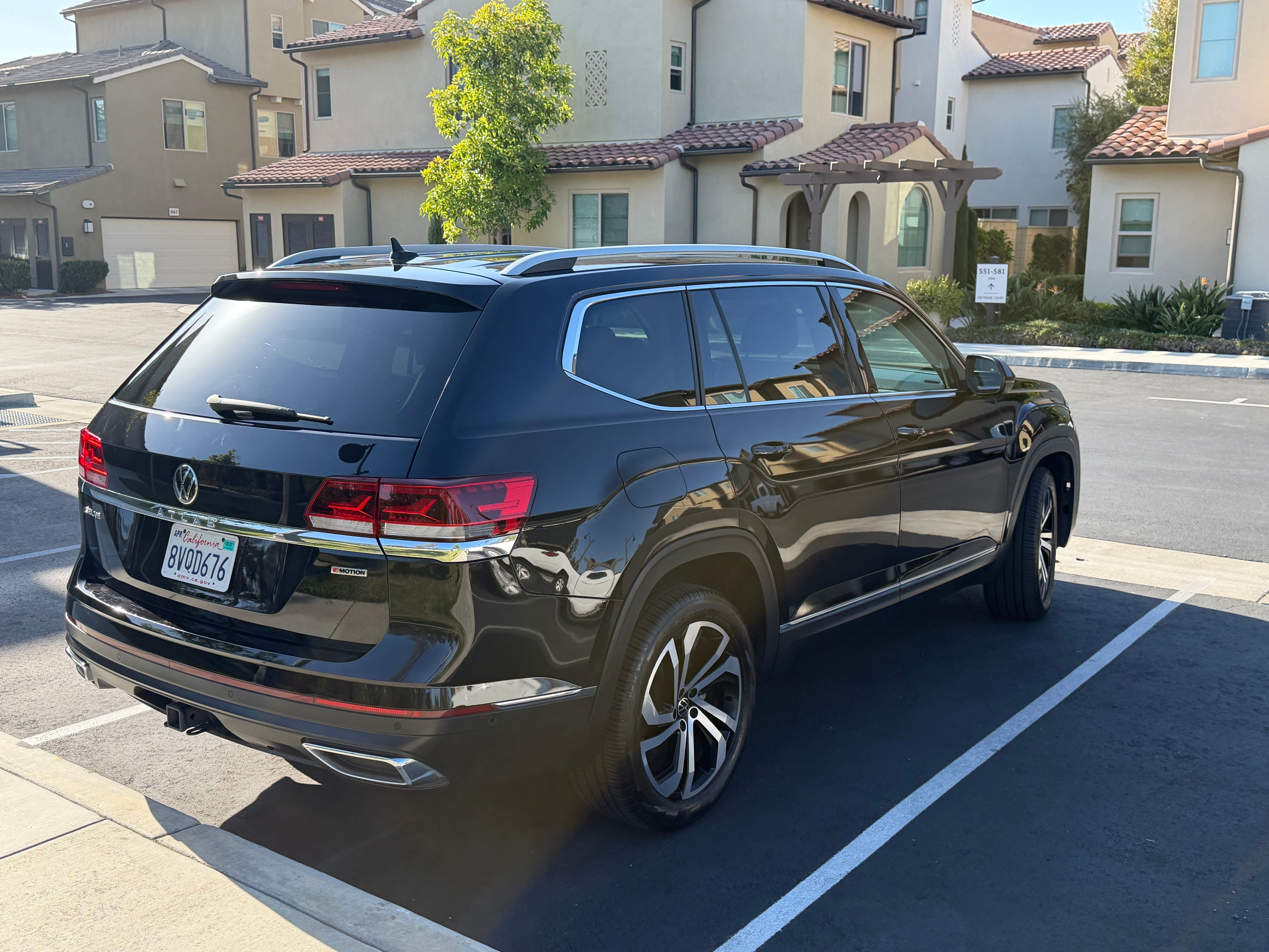 Used 2021 Volkswagen Atlas SEL Premium AWD/4WD image 10