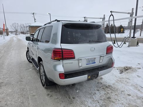 Used 2010 Lexus LX 570 570 Sport Utility 4D image 6