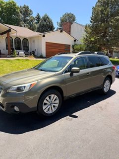 Used 2015 Subaru Outback 2.5i Premium AWD/4WD image 1