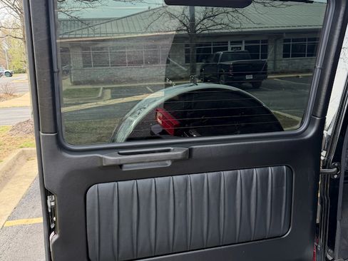 Used 2016 Mercedes-Benz G 63 AMG 4MATIC image 11