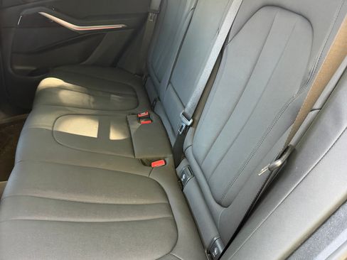 Used 2019 BMW X5 xDrive40i w/ Premium Package 2 AWD/4WD image 10