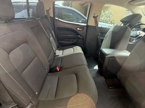 Used 2018 Chevrolet Colorado LT w/ LT Convenience Package image 17