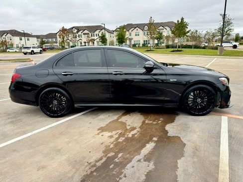 Used 2017 Mercedes-Benz E 43 AMG 4MATIC Sedan image 5
