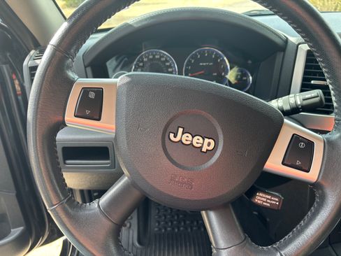 Used 2010 Jeep Grand Cherokee SRT8 w/ SRT Option Group I image 9