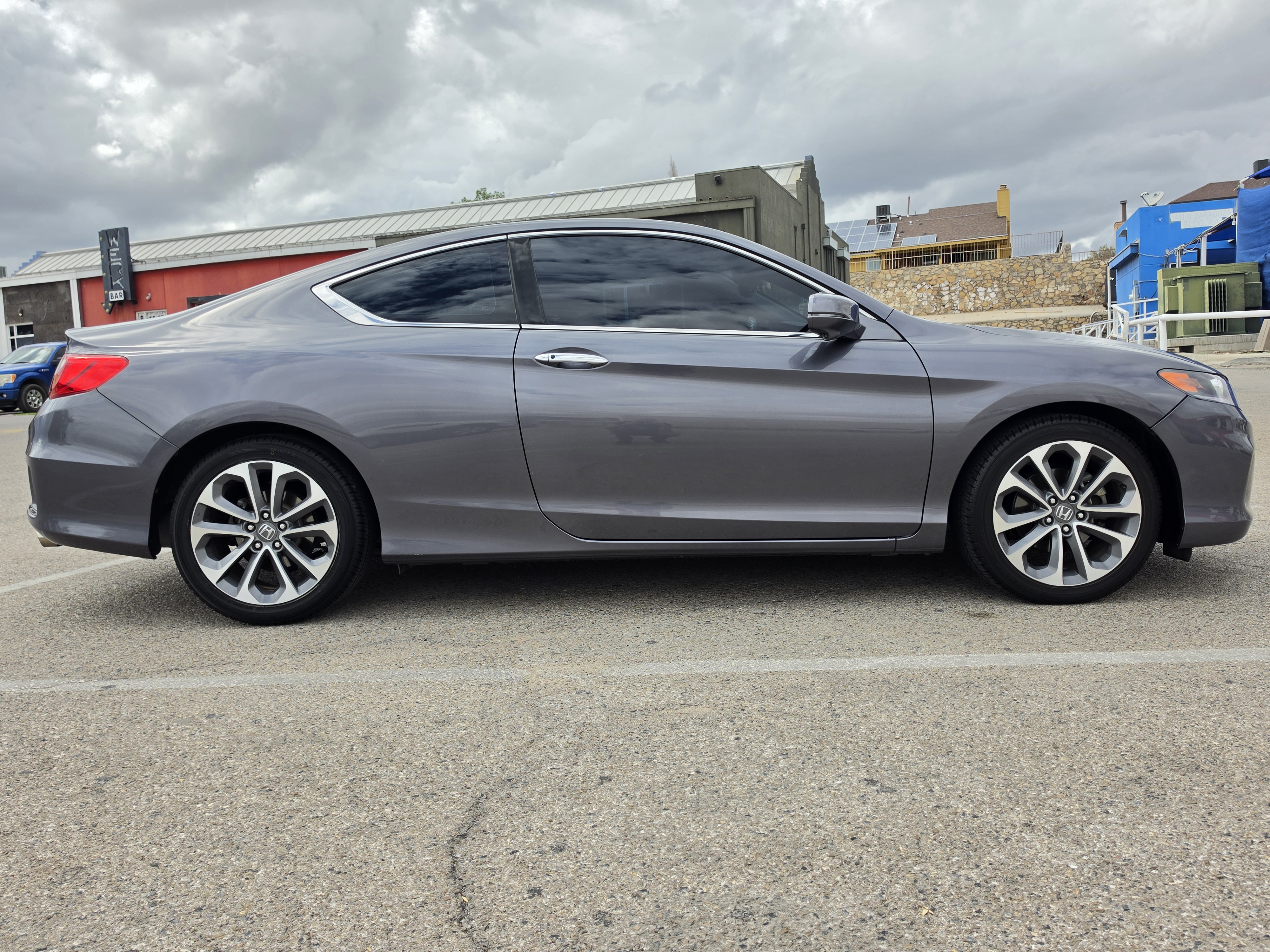 Used 2013 Honda Accord EX-L image 2