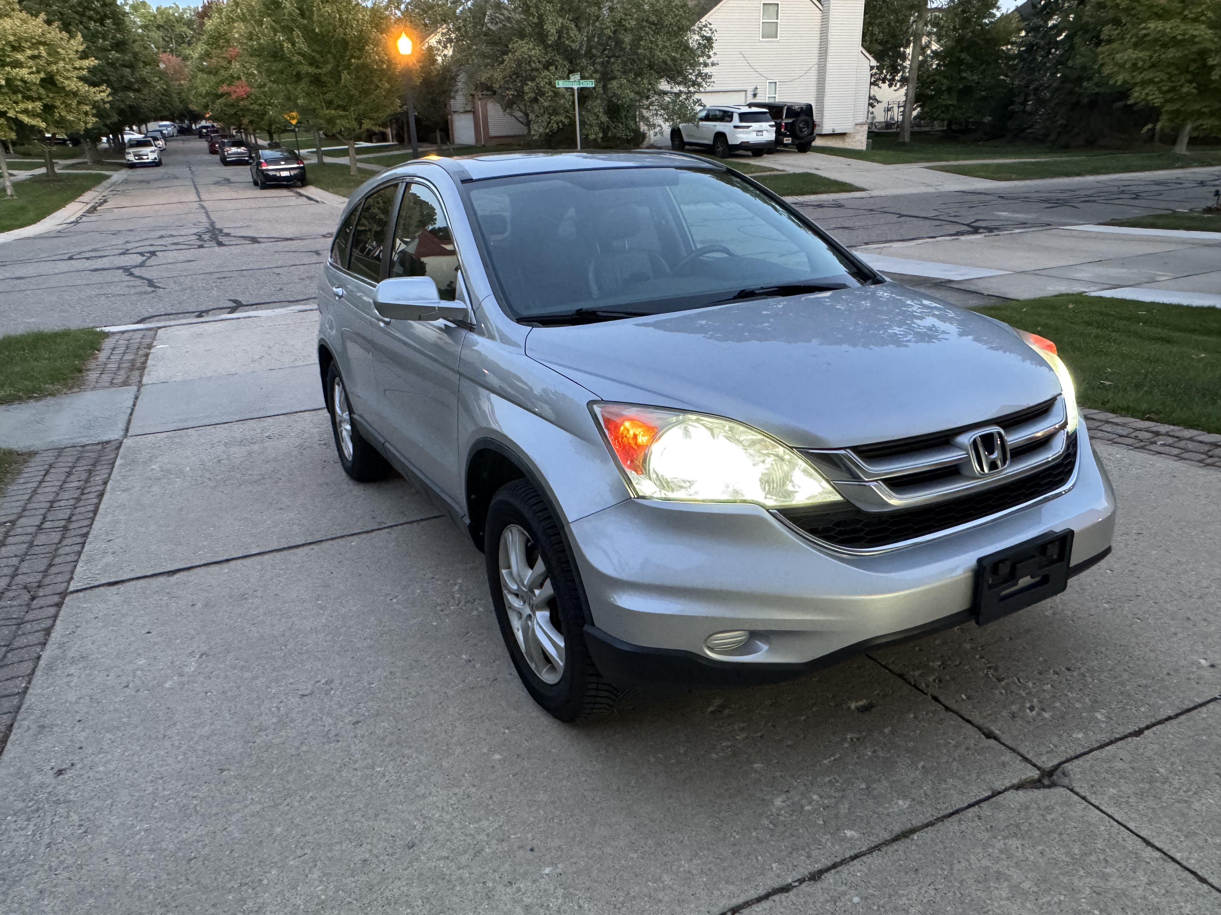 Used 2011 Honda CR-V EX-L image 6