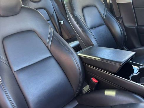 Used 2018 Tesla Model 3 Long Range image 4