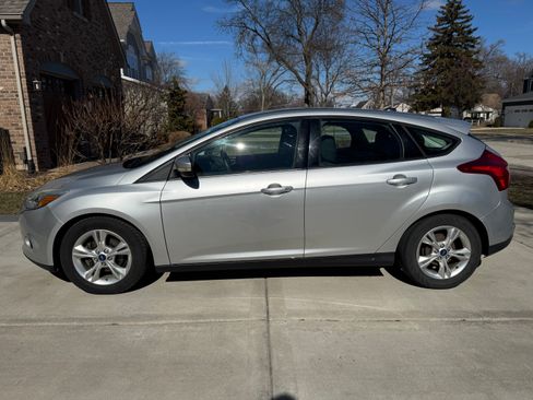 Used 2014 Ford Focus SE image 4