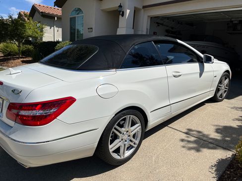Used 2012 Mercedes-Benz E 350 Cabriolet image 5