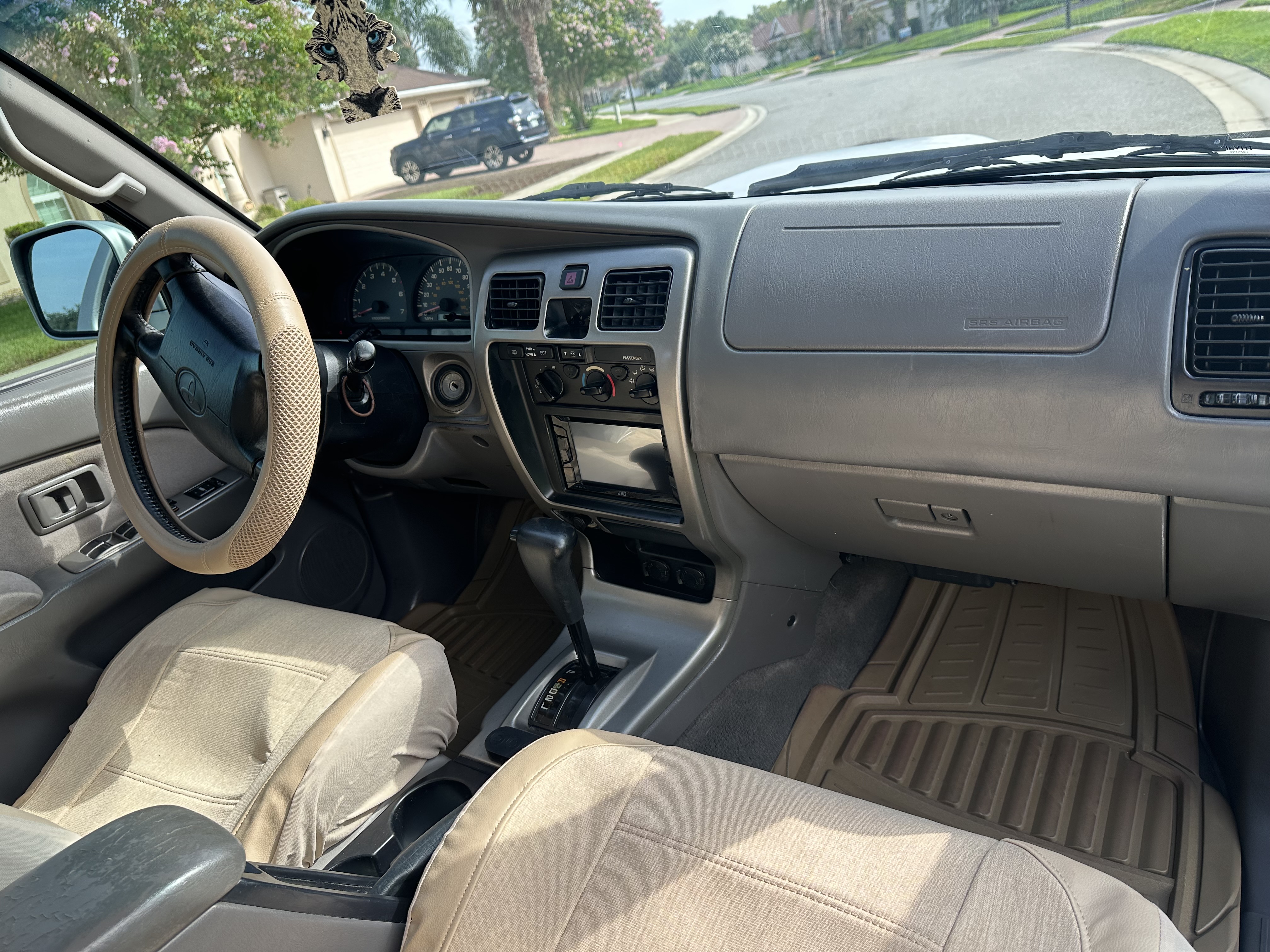 Used 2001 Toyota 4Runner SR5 RWD image 9