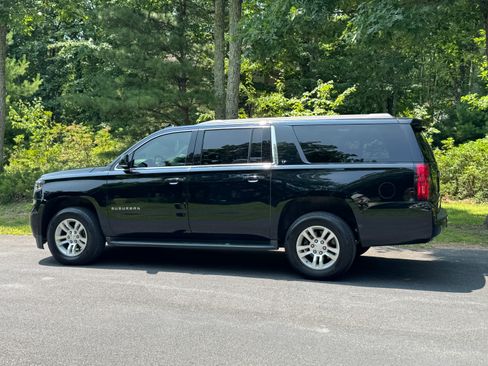 Used 2019 Chevrolet Suburban LT AWD/4WD image 1
