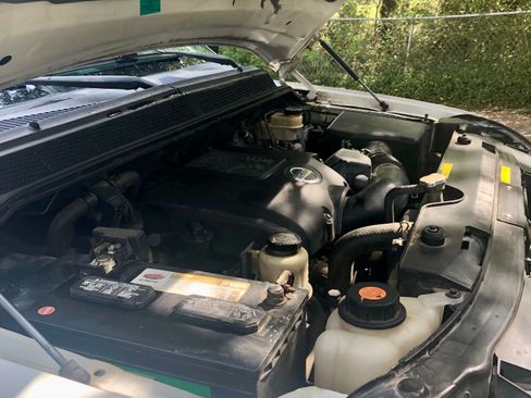 Used 2008 Nissan Titan SE image 10