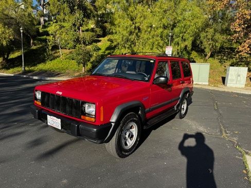 Used 1998 Jeep Cherokee Sport image 19