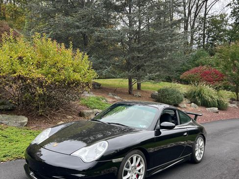 Used 2004 Porsche 911 GT3 RWD image 10