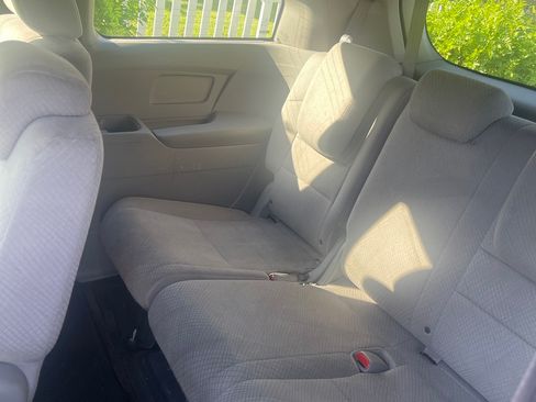 Used 2015 Honda Odyssey EX image 10