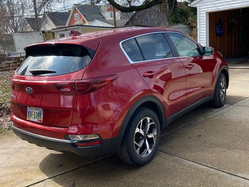 Used 2020 Kia Sportage LX image 8