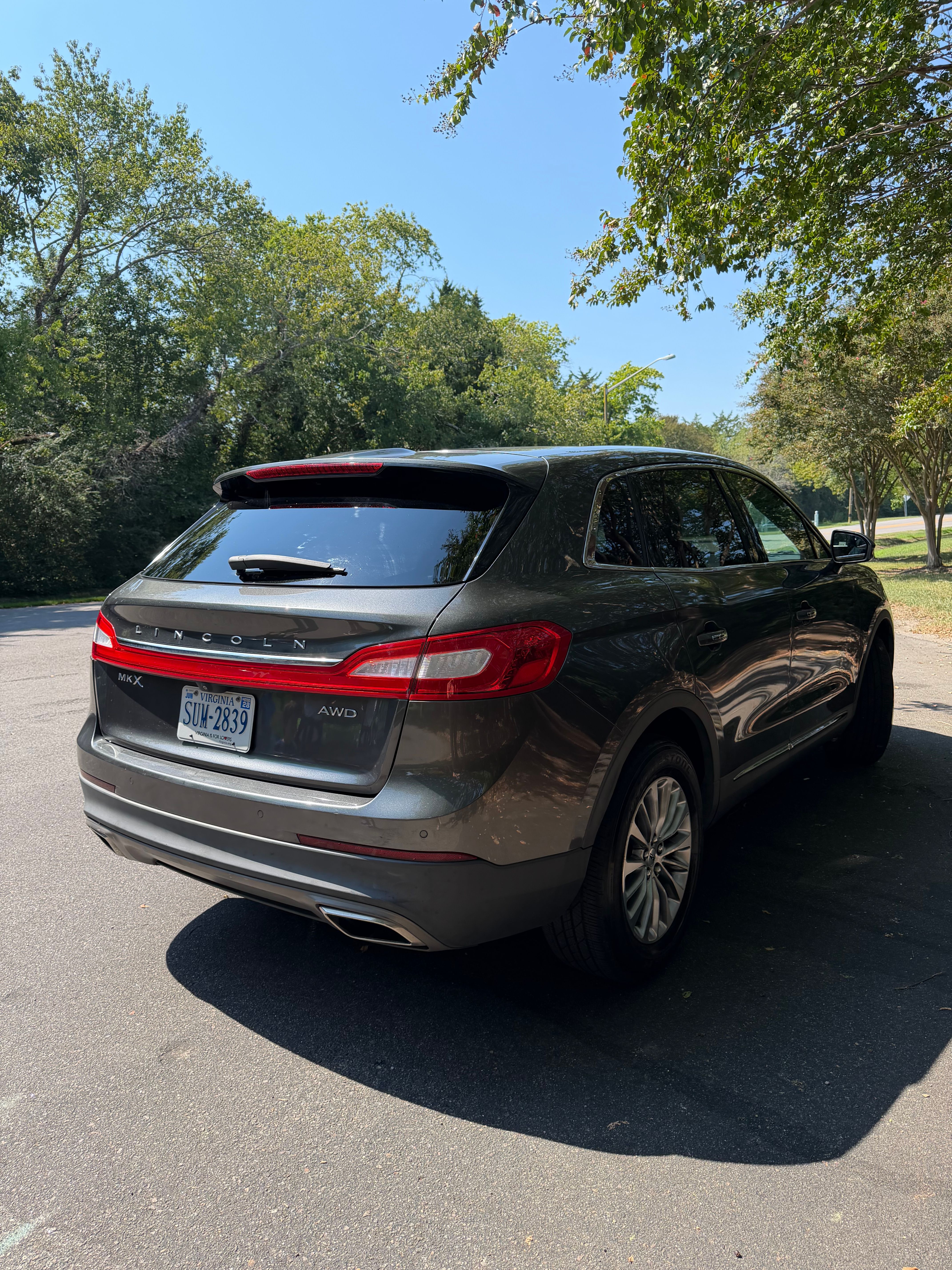 Used 2018 Lincoln MKX Select AWD/4WD image 5