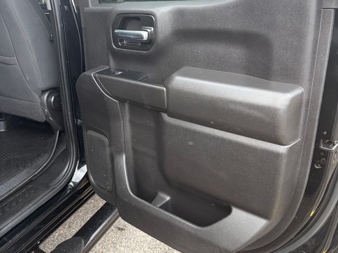 Used 2022 Chevrolet Silverado 1500 Custom Trail Boss image 6