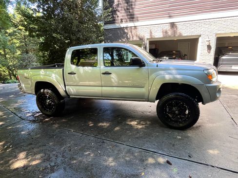 Used 2009 Toyota Tacoma PreRunner RWD image 5