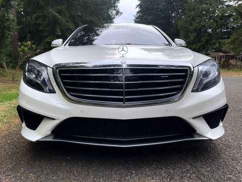 Used 2015 Mercedes-Benz S 63 AMG 4MATIC Sedan image 2