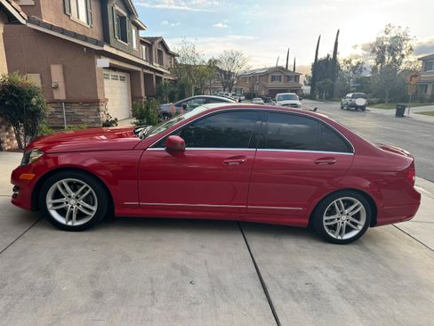 Used 2014 Mercedes-Benz C 250 Sedan image 5