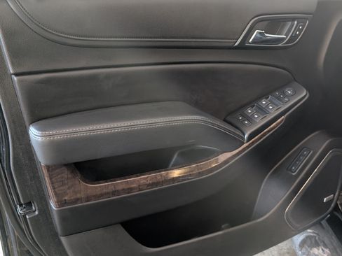 Used 2019 Chevrolet Tahoe LT image 22