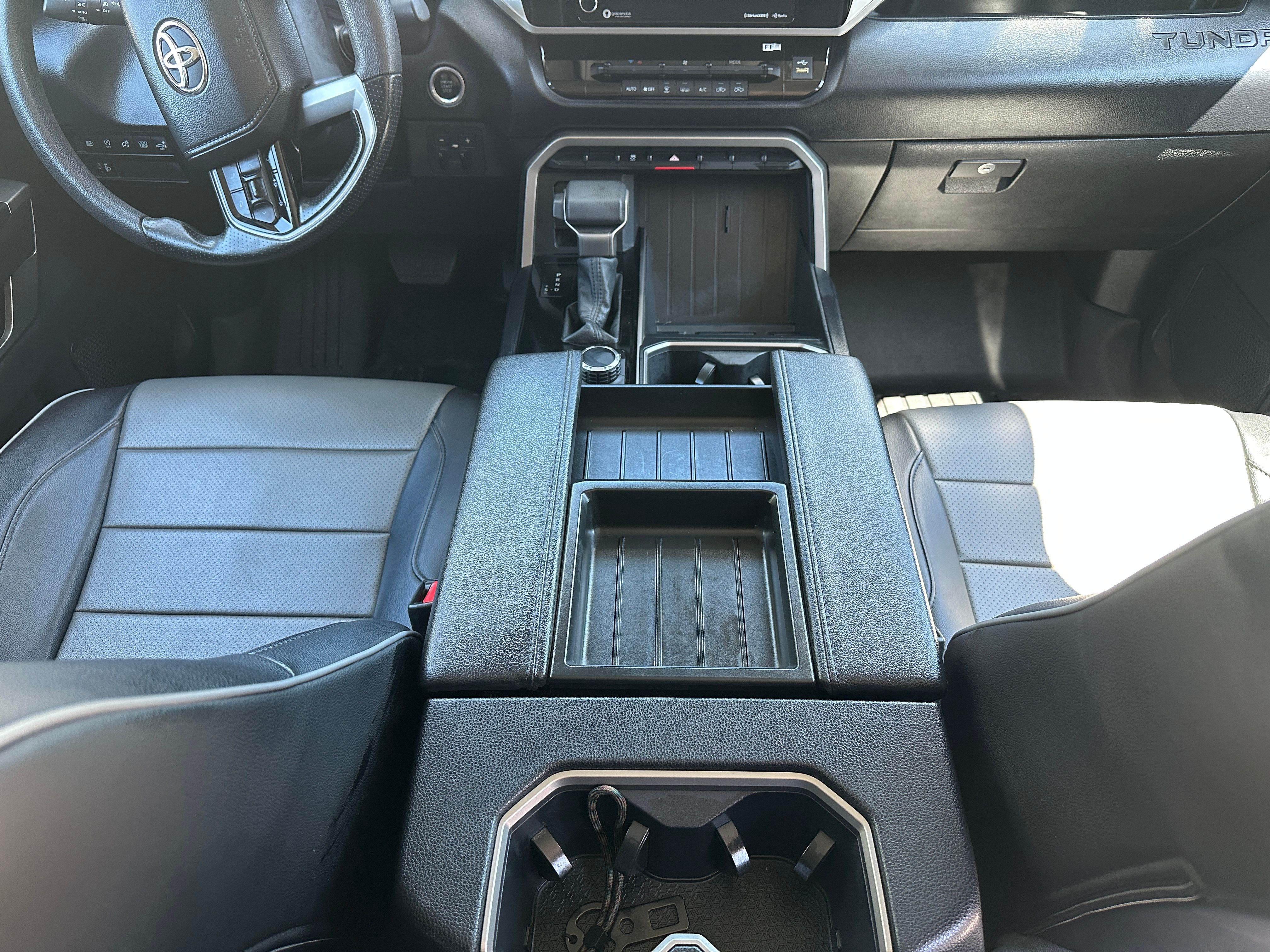 Used 2022 Toyota Tundra SR5 w/ SR5 Convenience Package RWD image 22