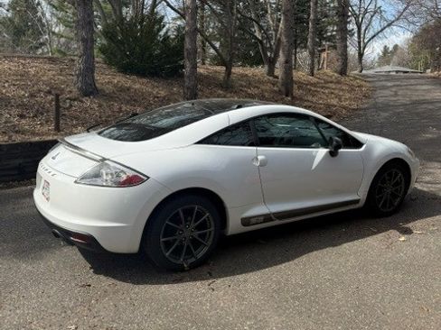 Used 2012 Mitsubishi Eclipse SE FWD image 1