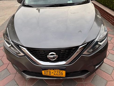 Used 2019 Nissan Sentra SV FWD image 6