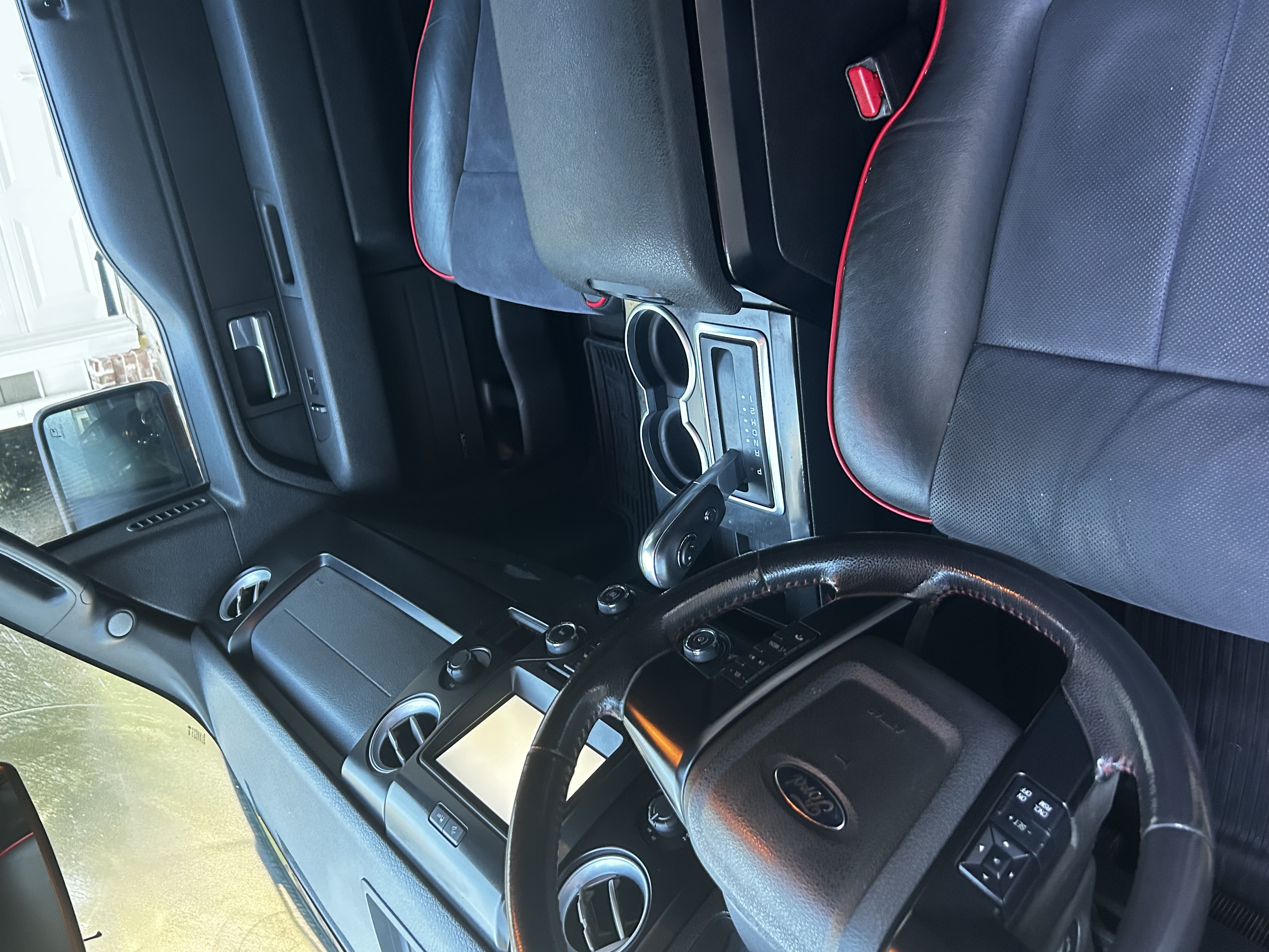 Used 2014 Ford F150 FX4 w/ Equipment Group 402A Luxury AWD/4WD image 12