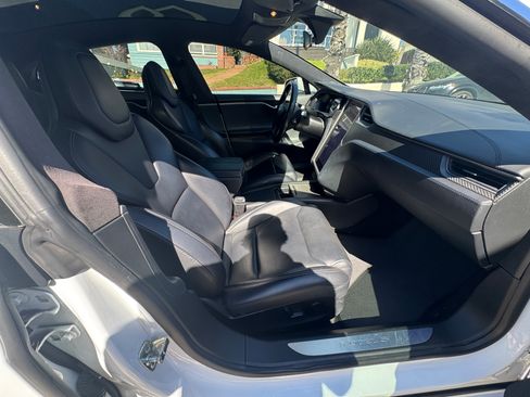 Used 2018 Tesla Model S P100D image 20