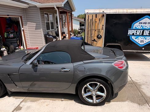 Used 2008 Saturn Sky w/ Premium Trim Package RWD image 9