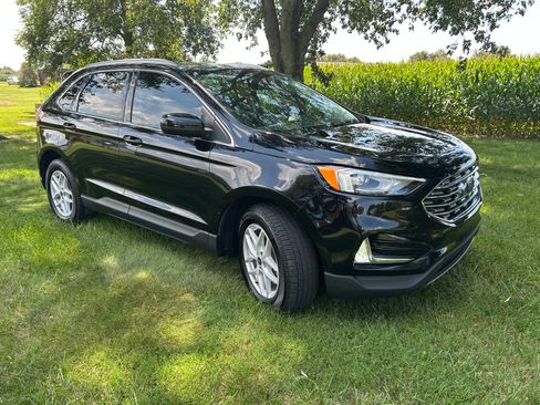 Used 2021 Ford Edge SEL w/ Convenience Package AWD/4WD image 4
