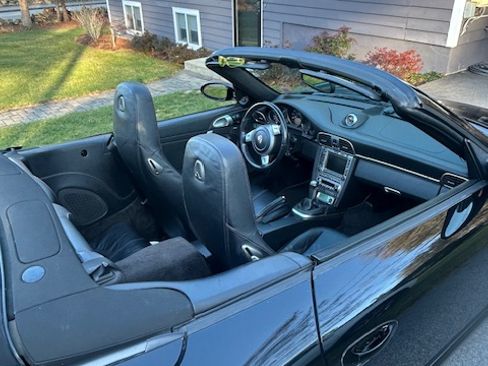 Used 2006 Porsche 911 Carrera 4S image 13