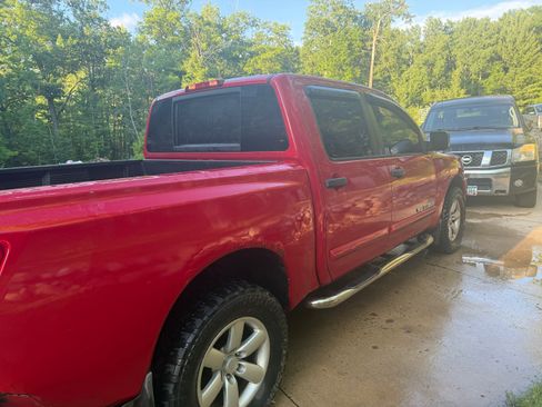 Used 2008 Nissan Titan SE AWD/4WD image 14