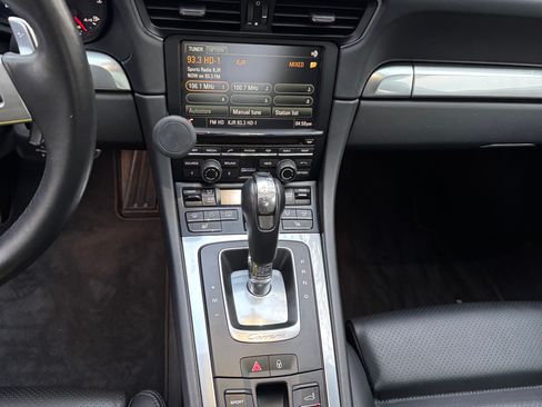 Used 2013 Porsche 911 Carrera S image 15