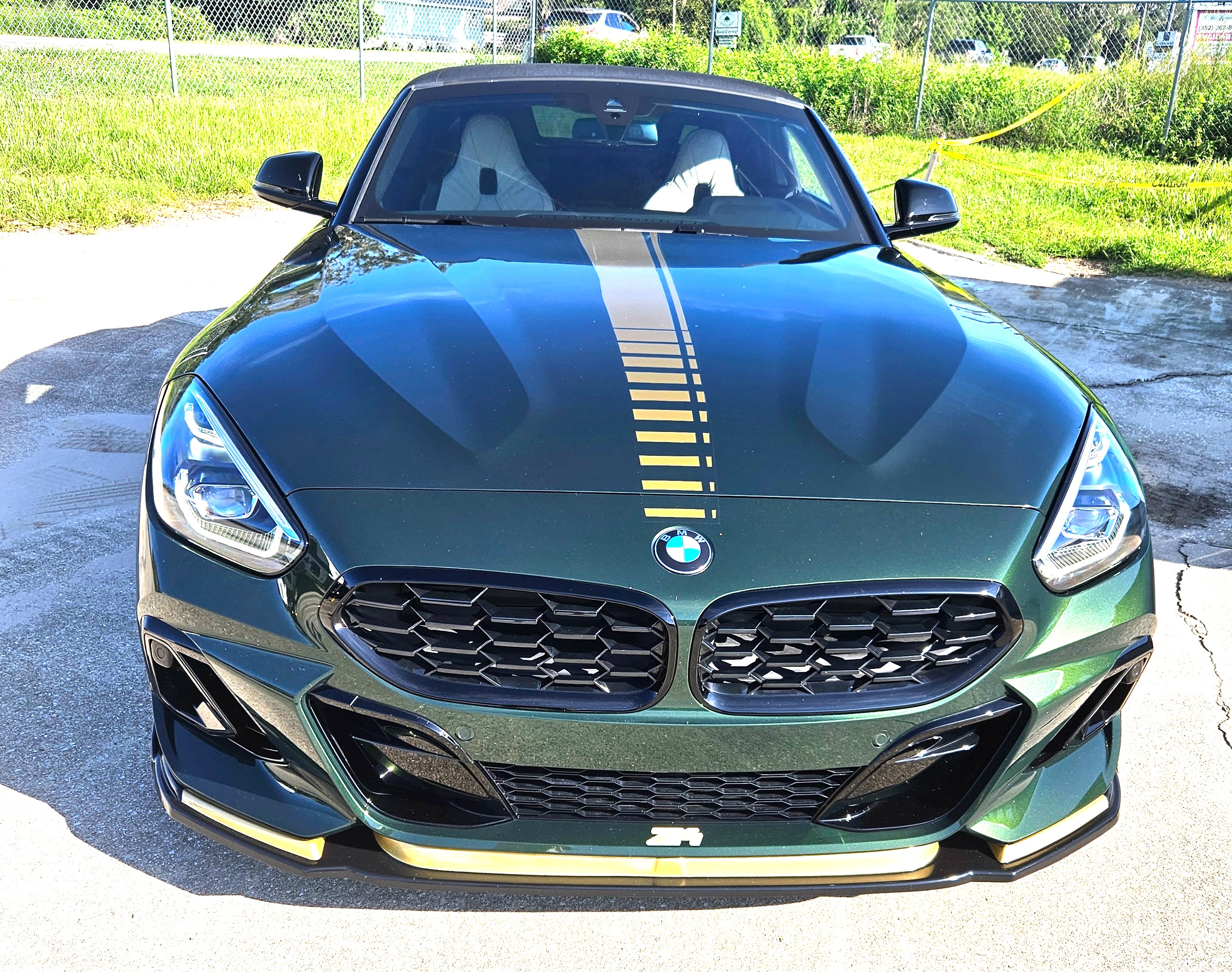 Used 2025 BMW Z4 M40i w/ Edition RWD image 9