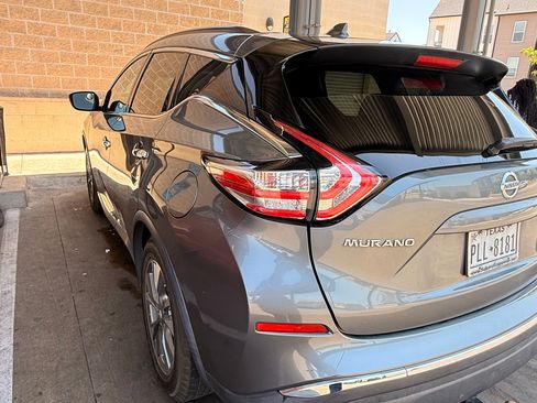 Used 2018 Nissan Murano SV FWD image 5