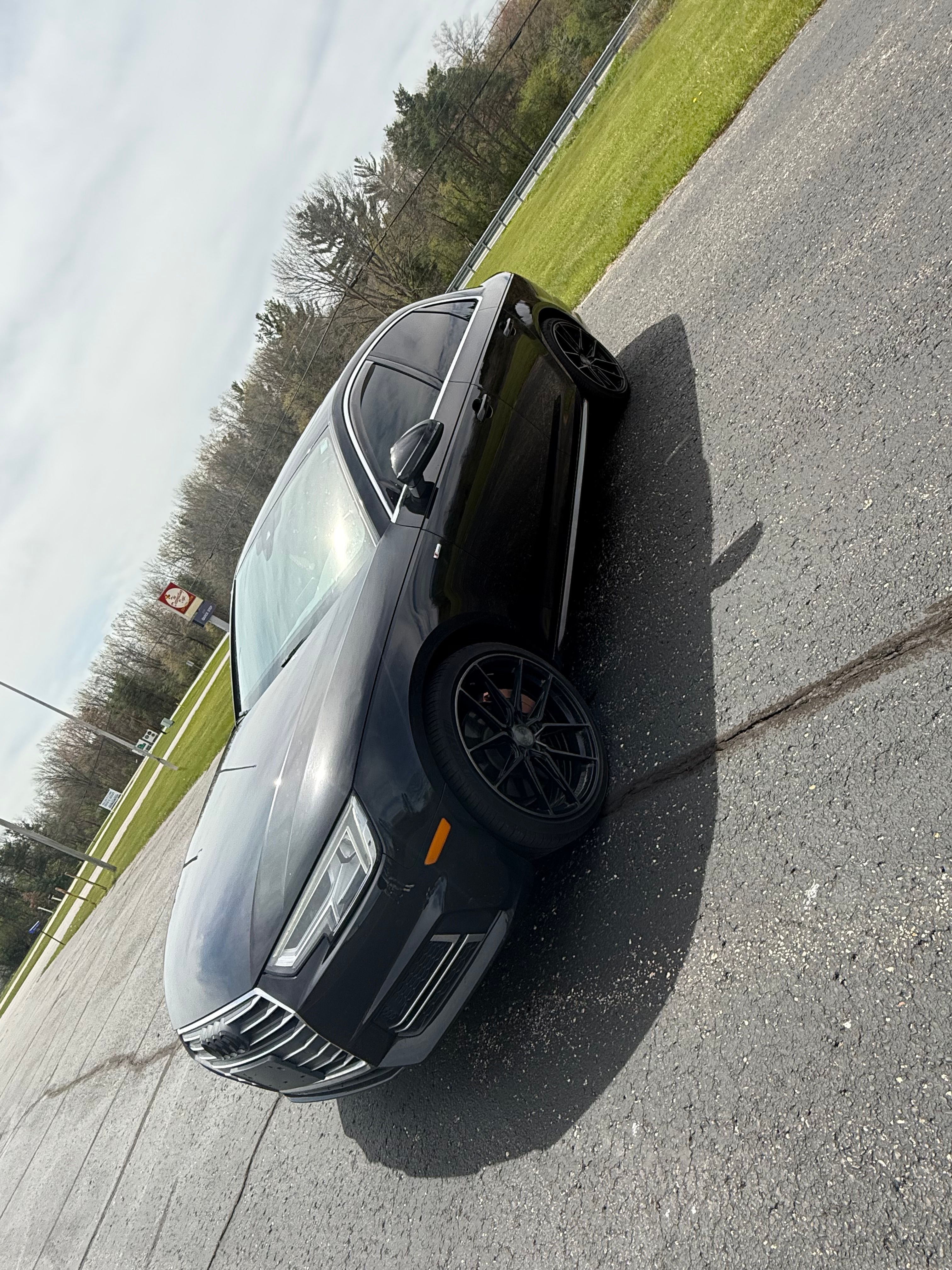 Used 2018 Audi A4 2.0T Premium Plus w/ Premium Plus Package AWD/4WD image 2